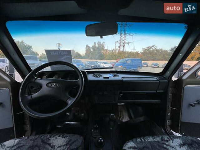 Коричневий ВАЗ 2121 Нива, об'ємом двигуна 0 л та пробігом 43 тис. км за 1750 $, фото 12 на Automoto.ua