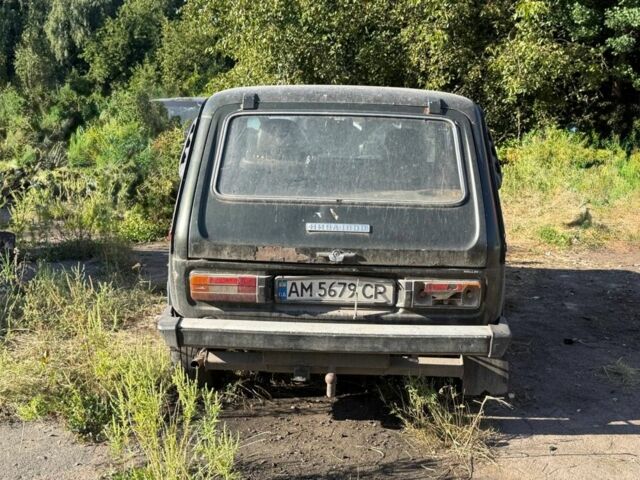 Красный ВАЗ 2121, объемом двигателя 1.6 л и пробегом 200 тыс. км за 800 $, фото 4 на Automoto.ua