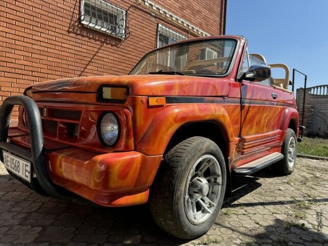 Червоний ВАЗ 2121 Нива, об'ємом двигуна 1.6 л та пробігом 10 тис. км за 2500 $, фото 9 на Automoto.ua