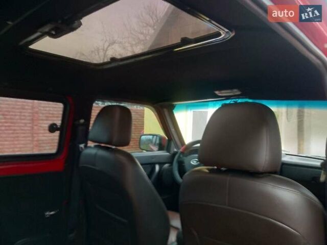 Красный ВАЗ 2121 Нива, объемом двигателя 1.7 л и пробегом 20 тыс. км за 5500 $, фото 10 на Automoto.ua