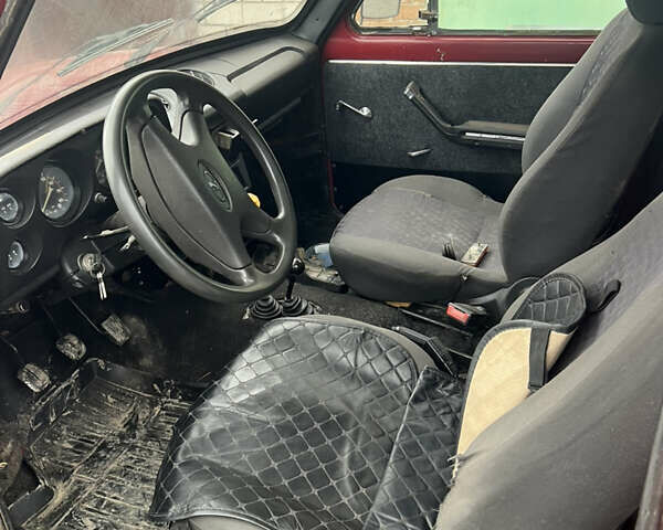 Красный ВАЗ 2121 Нива, объемом двигателя 1.6 л и пробегом 200 тыс. км за 1200 $, фото 4 на Automoto.ua