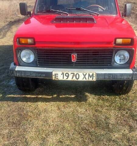 Червоний ВАЗ 2121 Нива, об'ємом двигуна 1.6 л та пробігом 80 тис. км за 1900 $, фото 4 на Automoto.ua