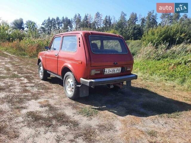 Червоний ВАЗ 2121 Нива, об'ємом двигуна 1.6 л та пробігом 78 тис. км за 2800 $, фото 8 на Automoto.ua