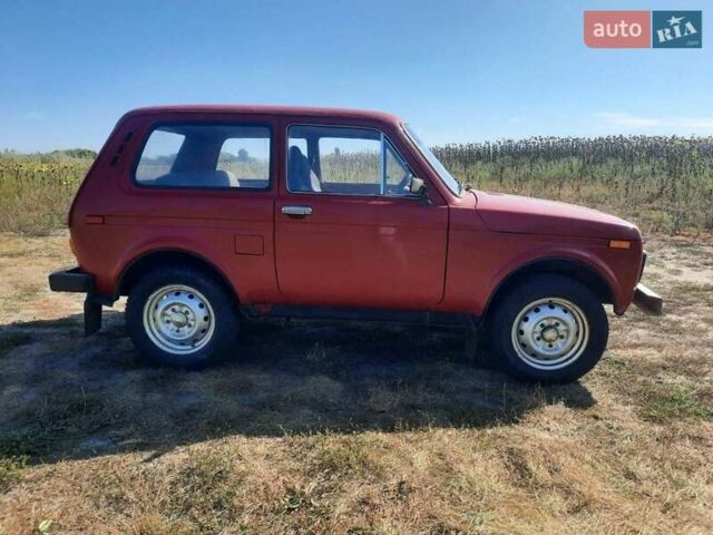 Червоний ВАЗ 2121 Нива, об'ємом двигуна 1.6 л та пробігом 78 тис. км за 2800 $, фото 4 на Automoto.ua