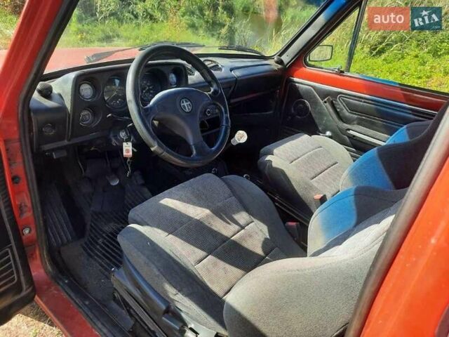 Червоний ВАЗ 2121 Нива, об'ємом двигуна 1.6 л та пробігом 78 тис. км за 2800 $, фото 3 на Automoto.ua