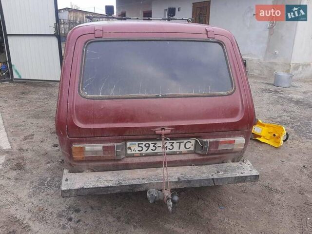 Красный ВАЗ 2121 Нива, объемом двигателя 1.6 л и пробегом 10 тыс. км за 1500 $, фото 1 на Automoto.ua