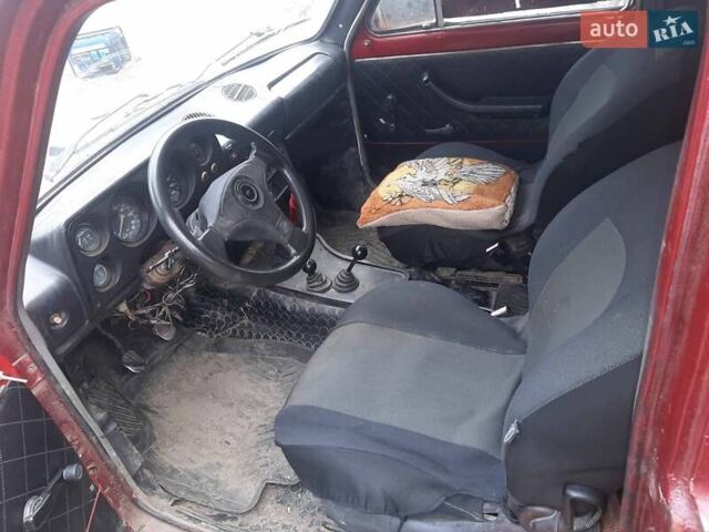 Красный ВАЗ 2121 Нива, объемом двигателя 1.6 л и пробегом 10 тыс. км за 1500 $, фото 5 на Automoto.ua