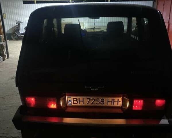 Червоний ВАЗ 2121 Нива, об'ємом двигуна 1.45 л та пробігом 100 тис. км за 2200 $, фото 1 на Automoto.ua