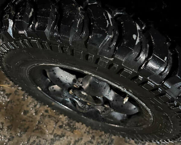 Красный ВАЗ 2121 Нива, объемом двигателя 1.57 л и пробегом 100 тыс. км за 1999 $, фото 15 на Automoto.ua