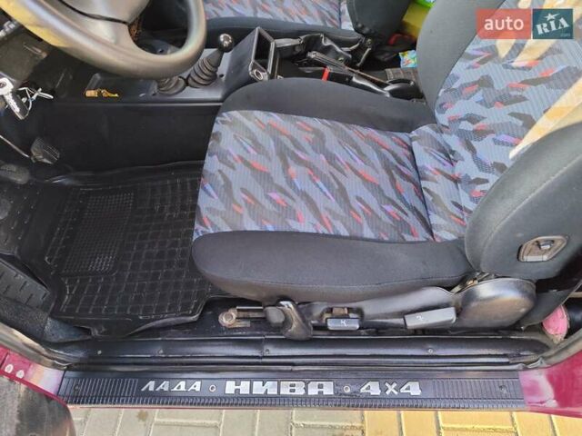 Червоний ВАЗ 2121 Нива, об'ємом двигуна 1.6 л та пробігом 14 тис. км за 2900 $, фото 15 на Automoto.ua