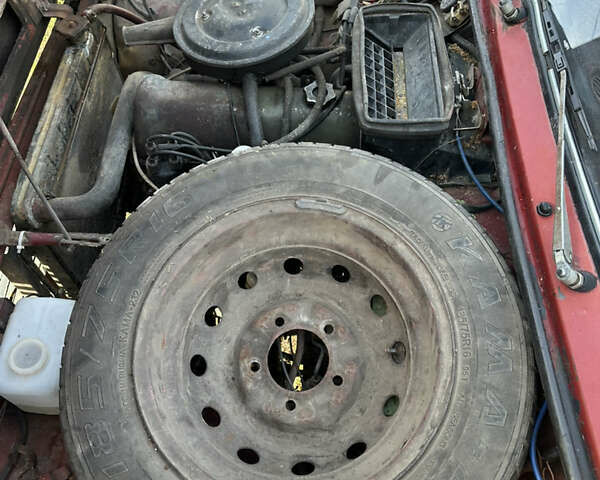 Красный ВАЗ 2121 Нива, объемом двигателя 0 л и пробегом 300 тыс. км за 1699 $, фото 8 на Automoto.ua