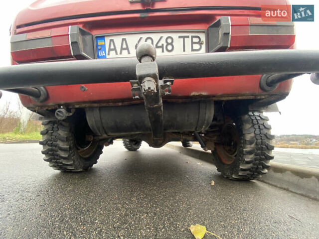 Красный ВАЗ 2121 Нива, объемом двигателя 1.57 л и пробегом 50 тыс. км за 2300 $, фото 3 на Automoto.ua