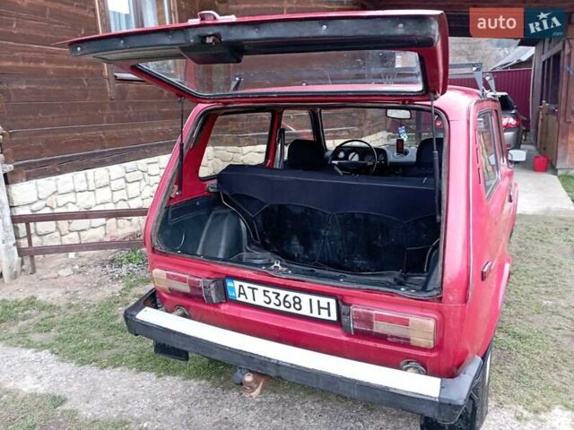 Червоний ВАЗ 2121 Нива, об'ємом двигуна 1.6 л та пробігом 95 тис. км за 1800 $, фото 9 на Automoto.ua