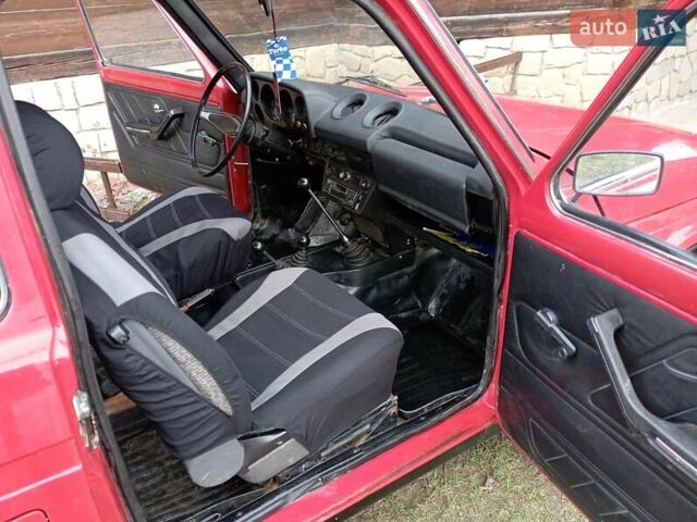 Червоний ВАЗ 2121 Нива, об'ємом двигуна 1.6 л та пробігом 95 тис. км за 1800 $, фото 11 на Automoto.ua