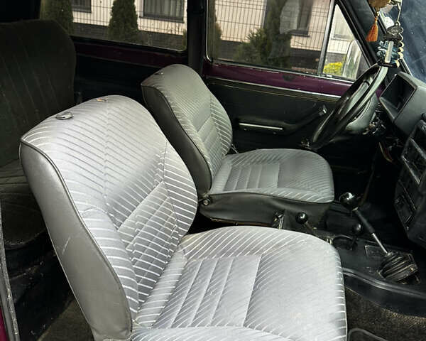 Червоний ВАЗ 2121 Нива, об'ємом двигуна 1.7 л та пробігом 150 тис. км за 2999 $, фото 8 на Automoto.ua