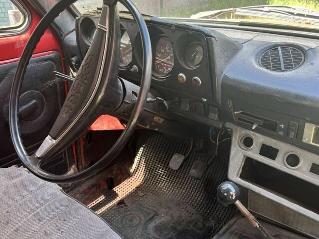 Красный ВАЗ 2121, объемом двигателя 1 л и пробегом 200 тыс. км за 728 $, фото 9 на Automoto.ua