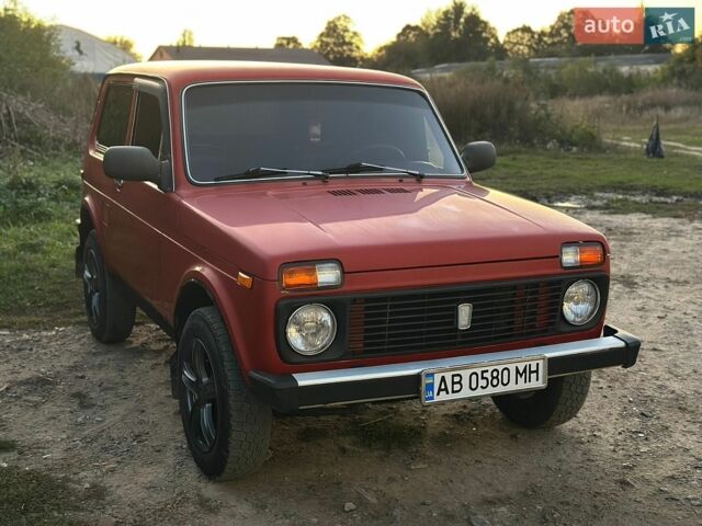 Червоний ВАЗ 2121 Нива, об'ємом двигуна 1.6 л та пробігом 94 тис. км за 2799 $, фото 1 на Automoto.ua