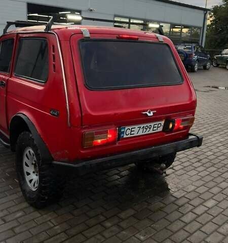 Красный ВАЗ 2121 Нива, объемом двигателя 1.9 л и пробегом 50 тыс. км за 2500 $, фото 2 на Automoto.ua