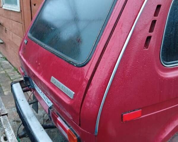 Червоний ВАЗ 2121 Нива, об'ємом двигуна 1.6 л та пробігом 155 тис. км за 2200 $, фото 2 на Automoto.ua