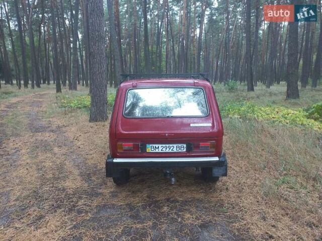 Красный ВАЗ 2121 Нива, объемом двигателя 1.58 л и пробегом 144 тыс. км за 1550 $, фото 4 на Automoto.ua
