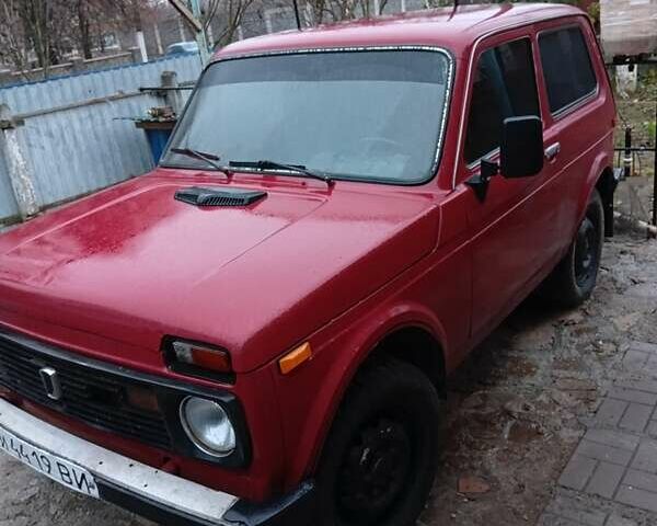 Червоний ВАЗ 2121 Нива, об'ємом двигуна 1.6 л та пробігом 155 тис. км за 2200 $, фото 3 на Automoto.ua