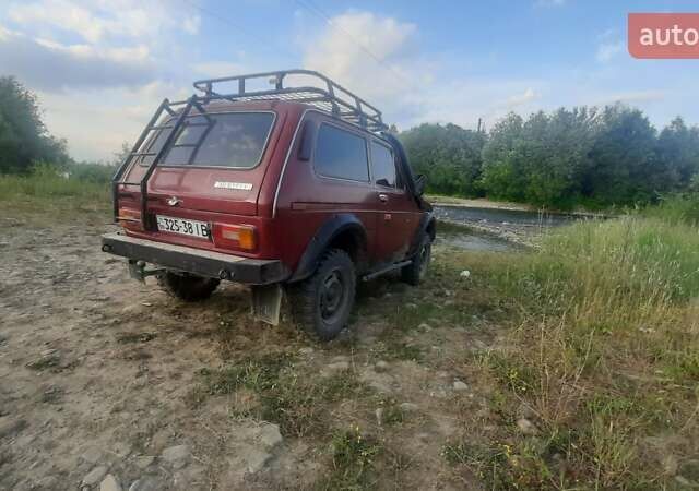 Червоний ВАЗ 2121 Нива, об'ємом двигуна 1.9 л та пробігом 111 тис. км за 2600 $, фото 15 на Automoto.ua