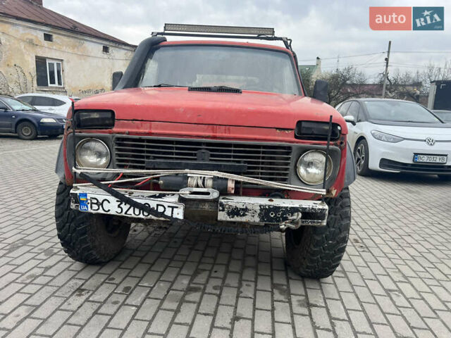 Червоний ВАЗ 2121 Нива, об'ємом двигуна 1.6 л та пробігом 100 тис. км за 1600 $, фото 5 на Automoto.ua