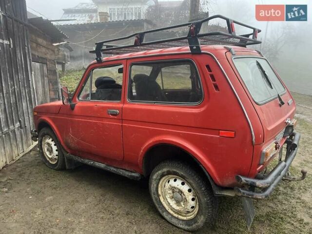 Красный ВАЗ 2121 Нива, объемом двигателя 1.7 л и пробегом 55 тыс. км за 1750 $, фото 1 на Automoto.ua