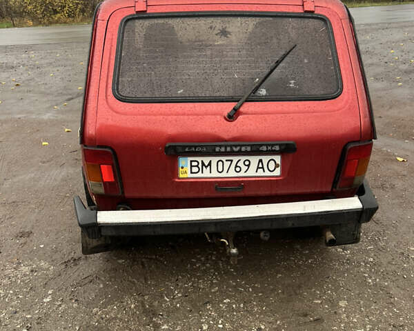 Красный ВАЗ 2121 Нива, объемом двигателя 1.6 л и пробегом 50 тыс. км за 1900 $, фото 5 на Automoto.ua
