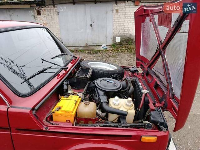 Красный ВАЗ 2121 Нива, объемом двигателя 1.6 л и пробегом 162 тыс. км за 2699 $, фото 5 на Automoto.ua