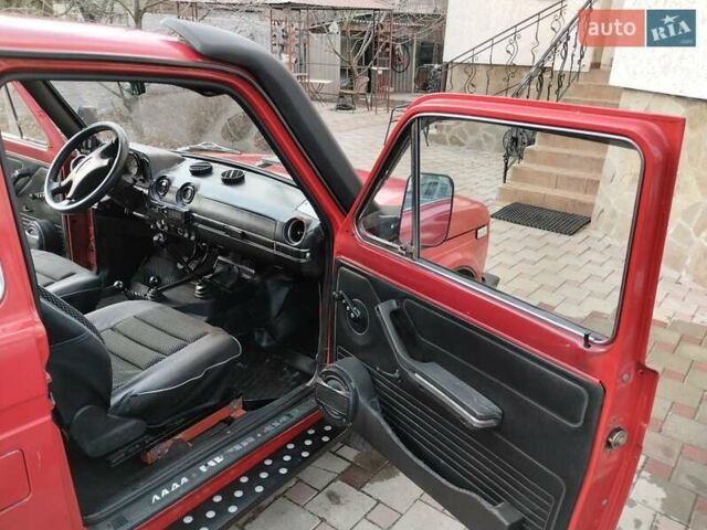 Красный ВАЗ 2121 Нива, объемом двигателя 1.6 л и пробегом 100 тыс. км за 2500 $, фото 17 на Automoto.ua