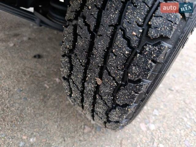 Красный ВАЗ 2121 Нива, объемом двигателя 1.6 л и пробегом 162 тыс. км за 2699 $, фото 12 на Automoto.ua