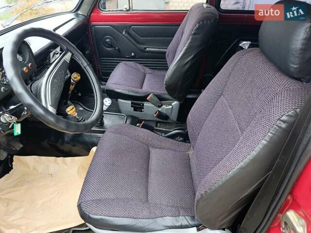 Красный ВАЗ 2121 Нива, объемом двигателя 1.6 л и пробегом 162 тыс. км за 2699 $, фото 15 на Automoto.ua