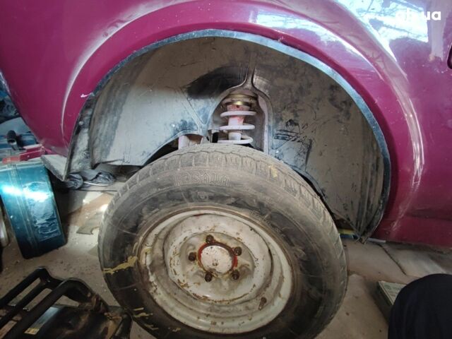 Красный ВАЗ 2121 Нива, объемом двигателя 0 л и пробегом 62 тыс. км за 1600 $, фото 19 на Automoto.ua