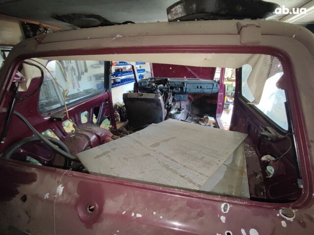 Красный ВАЗ 2121 Нива, объемом двигателя 0 л и пробегом 62 тыс. км за 1600 $, фото 9 на Automoto.ua