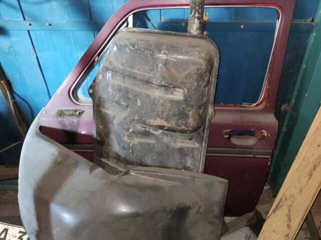 Красный ВАЗ 2121 Нива, объемом двигателя 0 л и пробегом 62 тыс. км за 1600 $, фото 11 на Automoto.ua