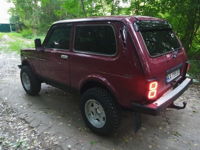 Красный ВАЗ 2121, объемом двигателя 1.7 л и пробегом 1 тыс. км за 4400 $, фото 23 на Automoto.ua