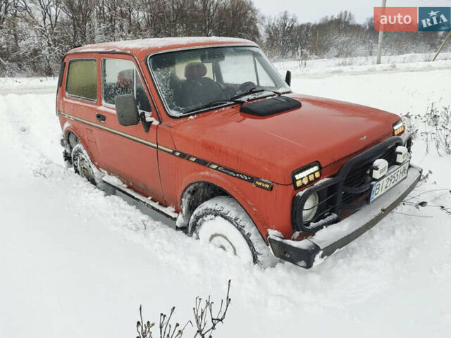 ВАЗ 2121 Нива, объемом двигателя 1.6 л и пробегом 300 тыс. км за 2200 $, фото 1 на Automoto.ua