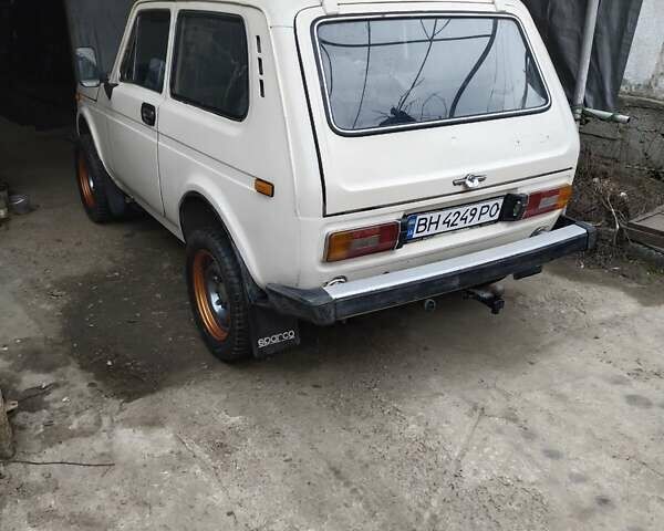 ВАЗ 2121 Нива, объемом двигателя 1.6 л и пробегом 90 тыс. км за 2100 $, фото 1 на Automoto.ua