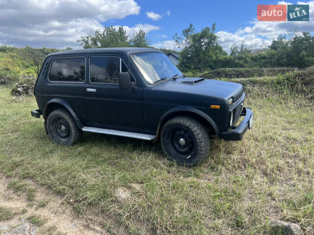 ВАЗ 2121 Нива, объемом двигателя 1.6 л и пробегом 65 тыс. км за 3000 $, фото 2 на Automoto.ua