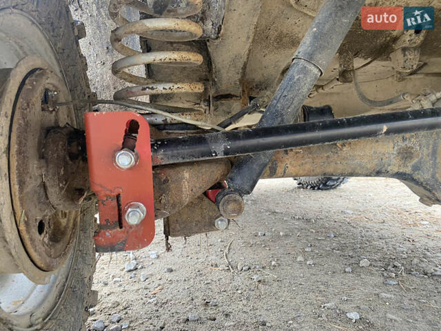 ВАЗ 2121 Нива, об'ємом двигуна 1.6 л та пробігом 100 тис. км за 2350 $, фото 4 на Automoto.ua