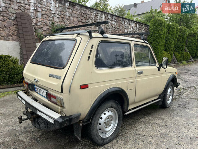 ВАЗ 2121 Нива, объемом двигателя 1.6 л и пробегом 30 тыс. км за 2500 $, фото 3 на Automoto.ua