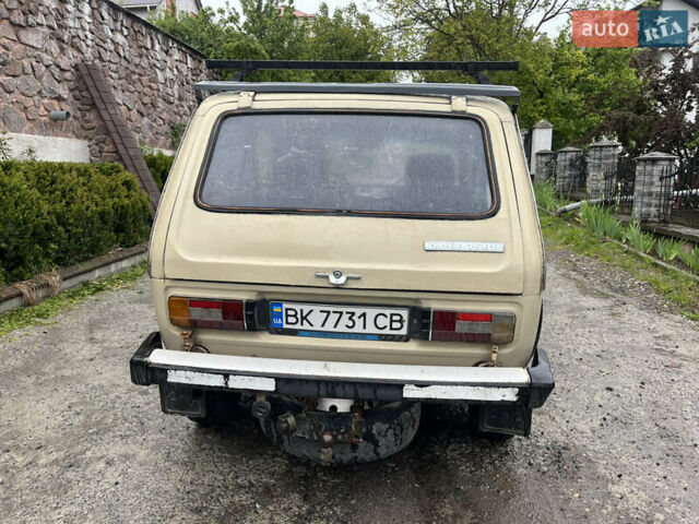 ВАЗ 2121 Нива, объемом двигателя 1.6 л и пробегом 30 тыс. км за 2500 $, фото 4 на Automoto.ua