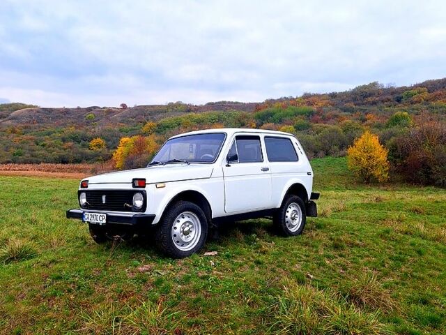 ВАЗ 2121 Нива, объемом двигателя 1.6 л и пробегом 170 тыс. км за 3500 $, фото 2 на Automoto.ua