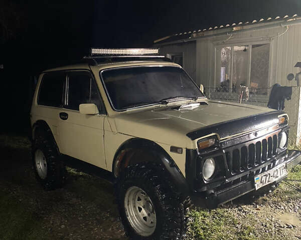 ВАЗ 2121 Нива, об'ємом двигуна 1.6 л та пробігом 100 тис. км за 2350 $, фото 7 на Automoto.ua