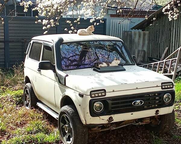 ВАЗ 2121 Нива, объемом двигателя 1.6 л и пробегом 280 тыс. км за 3500 $, фото 1 на Automoto.ua