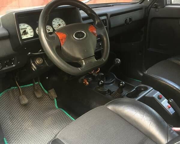 ВАЗ 2121 Нива, объемом двигателя 1.6 л и пробегом 196 тыс. км за 5500 $, фото 4 на Automoto.ua