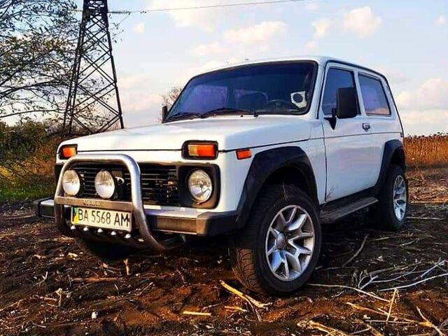 ВАЗ 2121 Нива, об'ємом двигуна 1.7 л та пробігом 200 тис. км за 3700 $, фото 1 на Automoto.ua