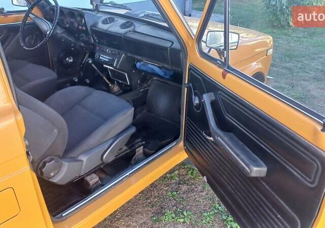Жовтий ВАЗ 2121 Нива, об'ємом двигуна 1.57 л та пробігом 45 тис. км за 2850 $, фото 3 на Automoto.ua