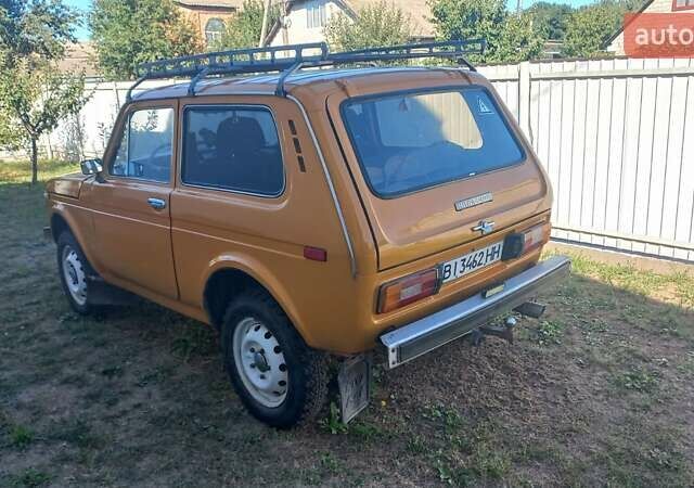 Жовтий ВАЗ 2121 Нива, об'ємом двигуна 1.57 л та пробігом 45 тис. км за 2850 $, фото 7 на Automoto.ua